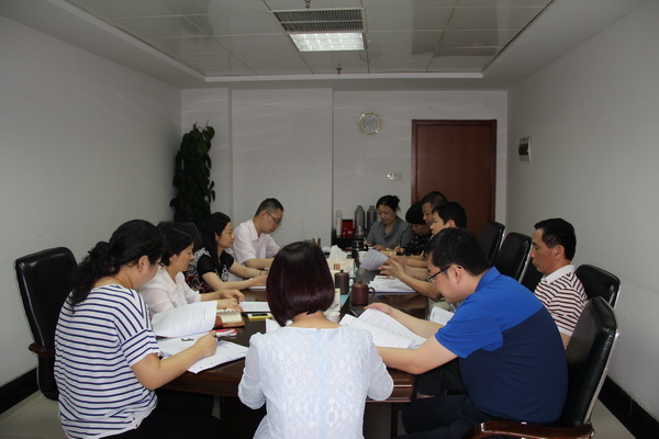 省国资委第二监事会石云燕一行到公司调研领导工作