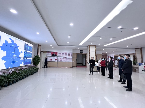 王思军一行调查九久落日红医养集团